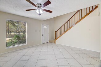 2807 Planters St in Sugar Land, TX - Building Photo - Building Photo