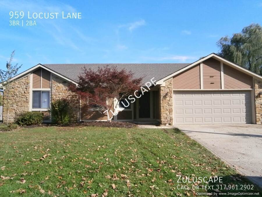 959 S Locust Ln in Brownsburg, IN - Building Photo
