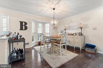 221 Lookout Pl in Wayne, PA - Building Photo - Building Photo