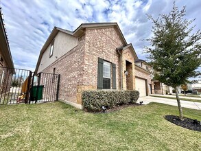 2712 Sebring Cir in Austin, TX - Building Photo - Building Photo