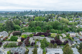 Laurel Crest in Seattle, WA - Building Photo - Building Photo