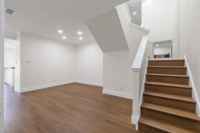 5022 Westgrove Dr in Dallas, TX - Building Photo - Building Photo