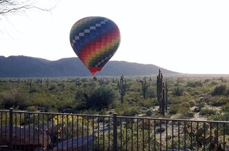 7446 W Montgomery Rd in Peoria, AZ - Foto de edificio - Building Photo