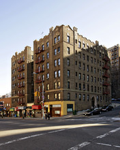 4460-4466 Broadway in New York, NY - Building Photo - Building Photo