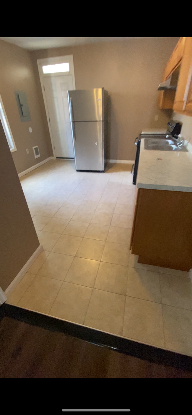 502 S 13th St, Unit Apt. 2 in Harrisburg, PA - Foto de edificio - Building Photo