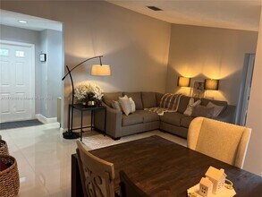 13760 SW 147th Cir Ln in Miami, FL - Building Photo - Building Photo