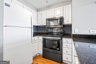 375 Ralph McGill Blvd NE in Atlanta, GA - Building Photo - Building Photo