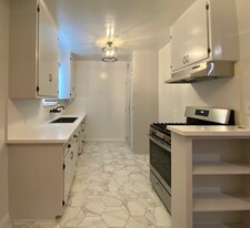 700 S Louise St, Unit Apartment A in Glendale, CA - Building Photo