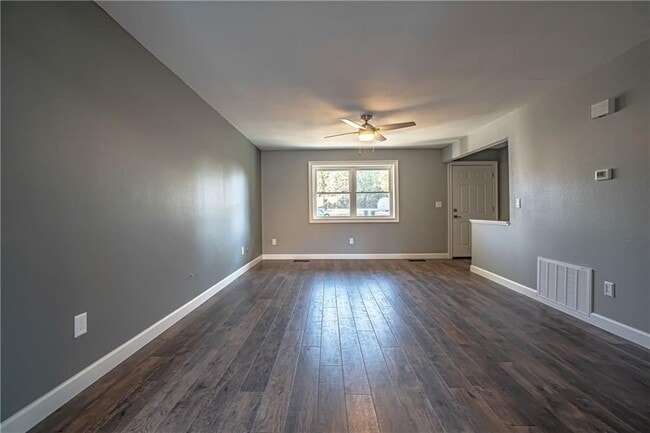 1312 Royal Dr in Bentonville, AR - Building Photo - Building Photo