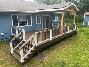716 N Pine Ridge Loop in Wasilla, AK - Building Photo - Building Photo