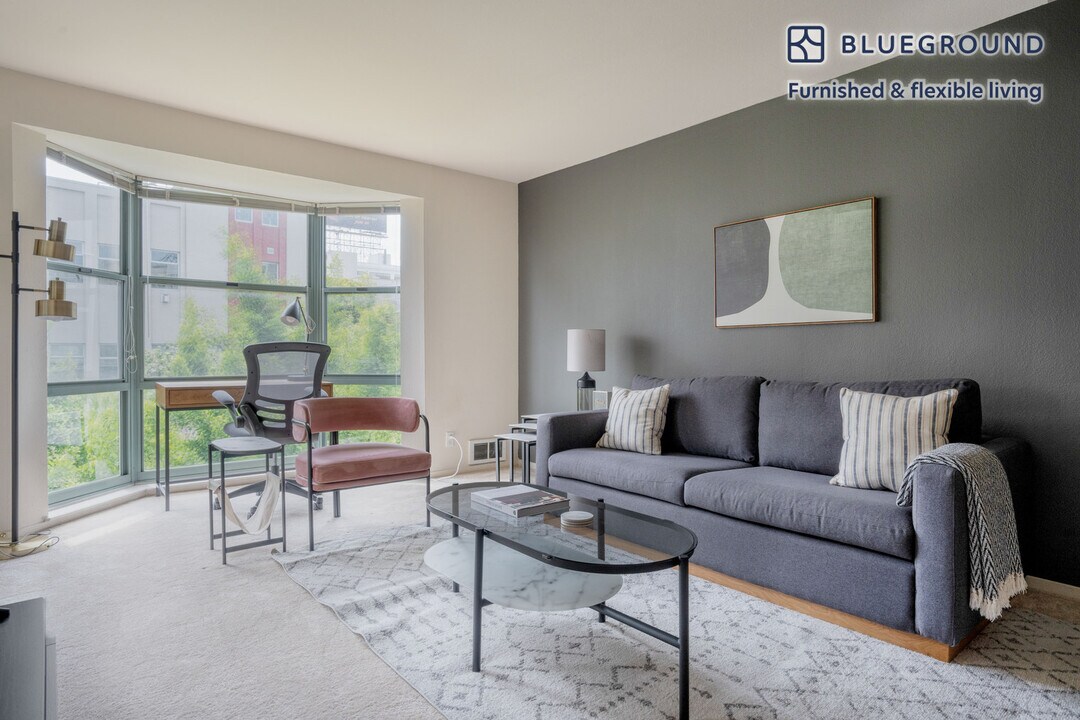 2 Bayside Village Pl-Unit -FL3-ID105 in San Francisco, CA - Foto de edificio