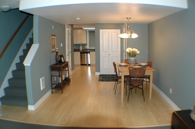 2128 SW Holden St in Seattle, WA - Building Photo - Building Photo