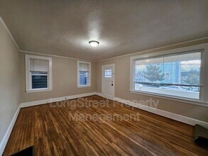 634 SW Grant St. in Portland, OR - Building Photo - Building Photo