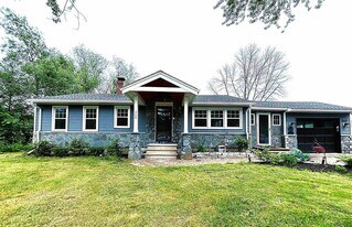 268 Green St in Somersworth, NH - Building Photo