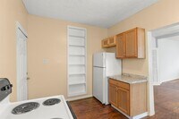 1914 Hardy St photo'