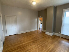 308 N Madriver St in Bellefontaine, OH - Building Photo - Building Photo