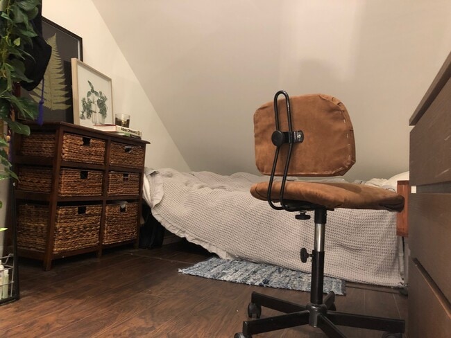 6129 Stonepath Cir, Unit Loft in Centreville, VA - Building Photo - Building Photo