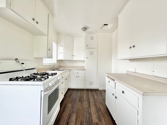 property at 5640 Kester Ave