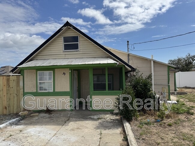 property at 39 28th St
