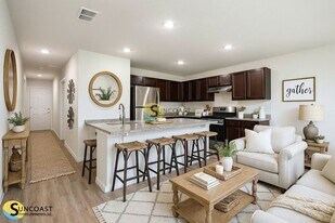 108 Lynbrook Dr, Unit B in Palm Coast, FL - Building Photo