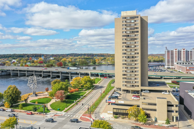 Cedar River Tower Apartments