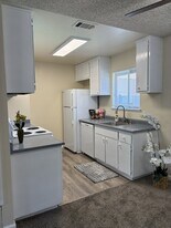 Aspen Village in Fairfield, CA - Building Photo
