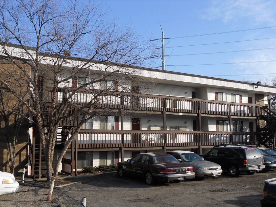 Barrow Street Apartments in Cincinnati, OH - Foto de edificio