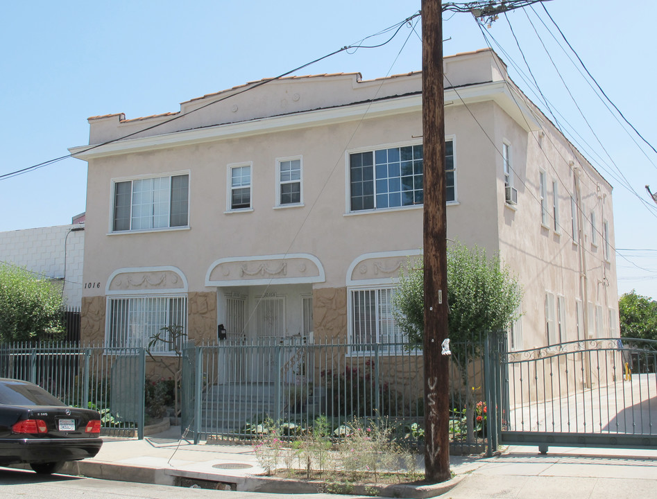 1016 Dewey Ave in Los Angeles, CA - Building Photo