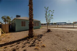 100 N Ocotillo St in Henderson, NV - Building Photo