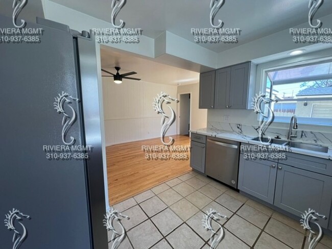 25008 Cypress St in Lomita, CA - Building Photo - Building Photo