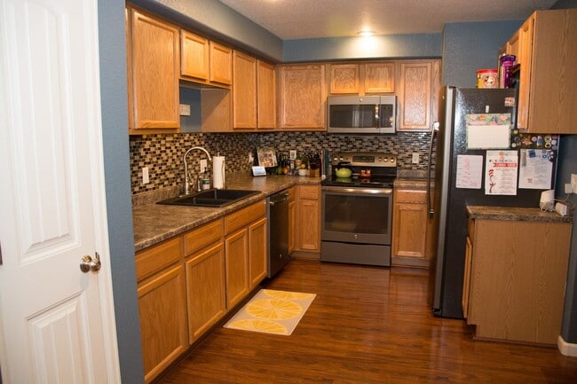 5002 Crews Ct in Cheyenne, WY - Foto de edificio - Building Photo