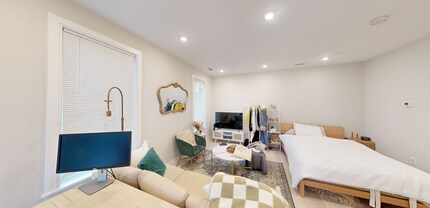 205 Green St, Unit 4 in Boston, MA - Foto de edificio - Building Photo