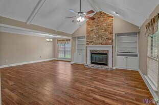 12168 Arrowood Ave in Baton Rouge, LA - Building Photo