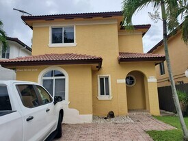 2531 NE 41st Terrace in Homestead, FL - Building Photo