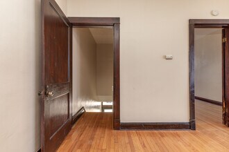 4989 Arsenal St, Unit 4989A in St. Louis, MO - Foto de edificio - Building Photo