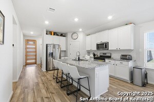 1308 Lydian Broom in San Antonio, TX - Building Photo - Building Photo