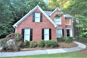 607 Chase Trail in Woodstock, GA - Building Photo