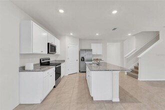 641 Talisi Lp in St. Cloud, FL - Building Photo - Building Photo