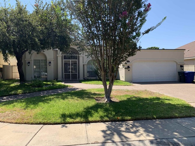 property at 2407 Williams Ct