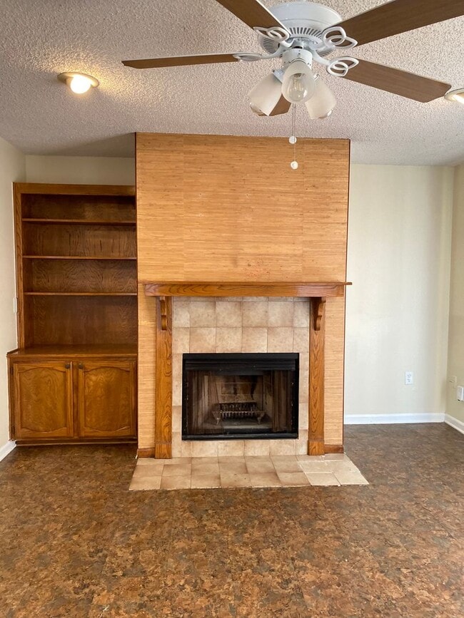 property at 3218 Toulon Dr
