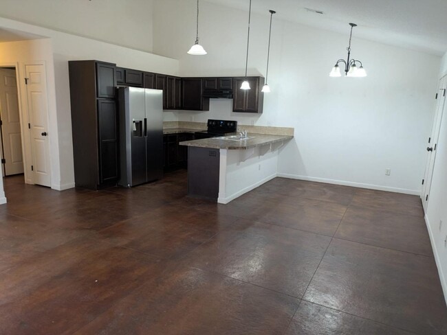 1332 N Curtis Ct in Wichita, KS - Building Photo - Building Photo