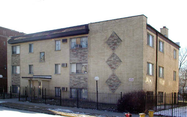 Chatam II in Chicago, IL - Building Photo - Building Photo