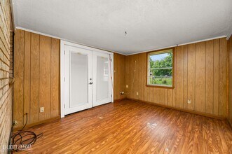 2020 Clover Ln in Alexandria, LA - Foto de edificio - Building Photo