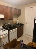 30 Fleet St, Unit 9B in Boston, MA - Building Photo