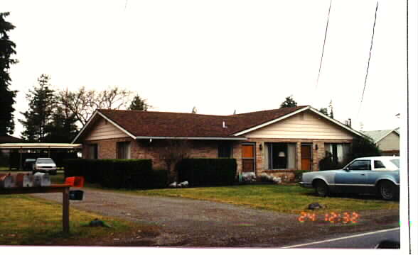 8026 51st Ave NE in Marysville, WA - Building Photo