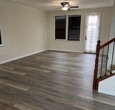 88 Sluice Way in Folsom, CA - Building Photo - Building Photo