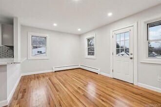 16 Francis Ave in Nyack, NY - Building Photo - Building Photo