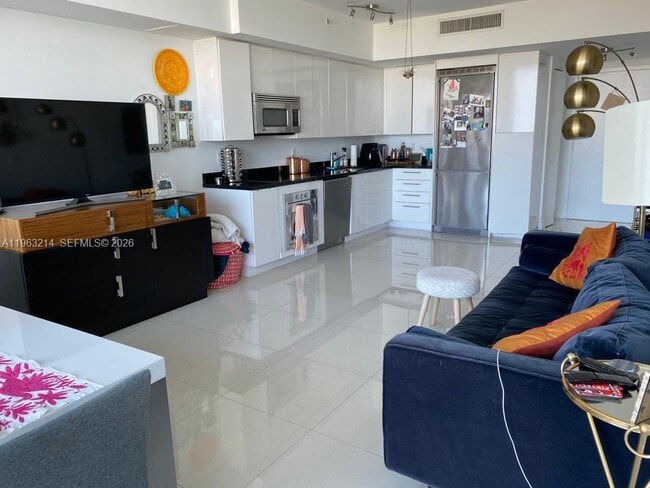 property at 92 SW 3rd St