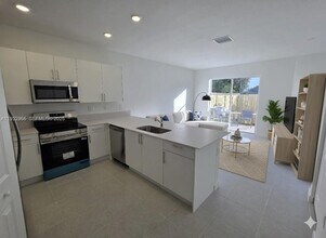 12136 SW 268th St in Homestead, FL - Building Photo - Building Photo