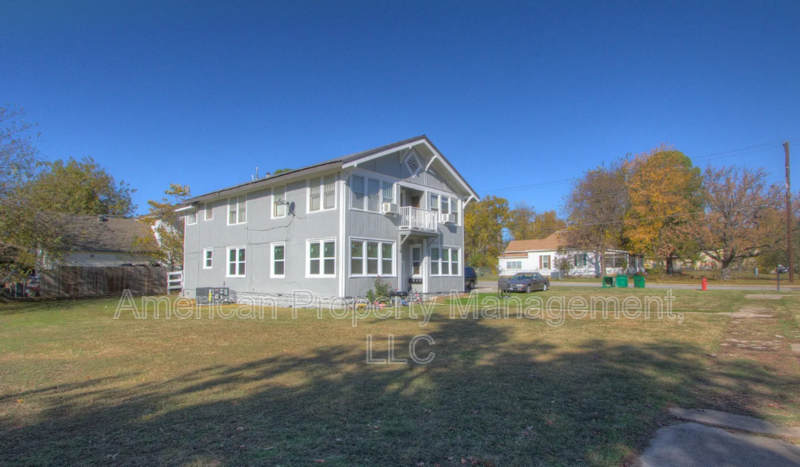 502 S Walnut St in Sapulpa, OK - Building Photo